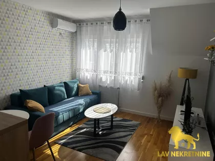 BATE BRKIĆA | 4zida.rs