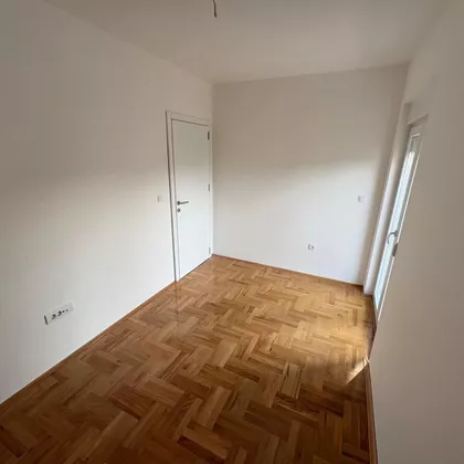 Gradske lokacije | 4zida.rs