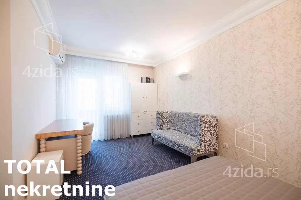 Šestosoban stan | 4zida