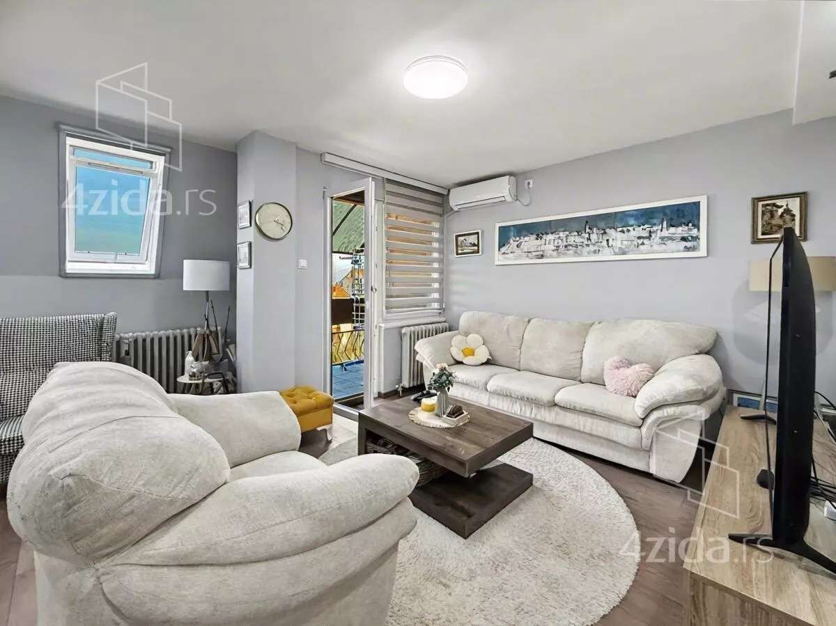 Dvoiposoban stan | 4zida