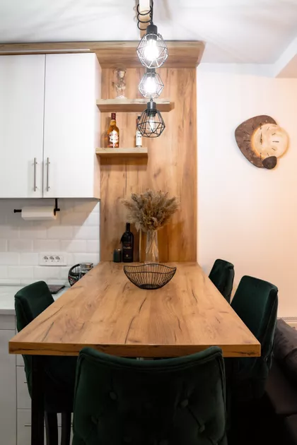 Kireška 90L | 4zida.rs