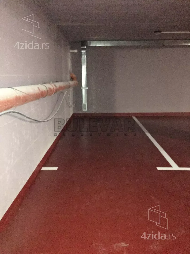 Garaža | 4zida