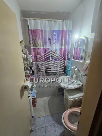 Zemun Polje | 4zida.rs
