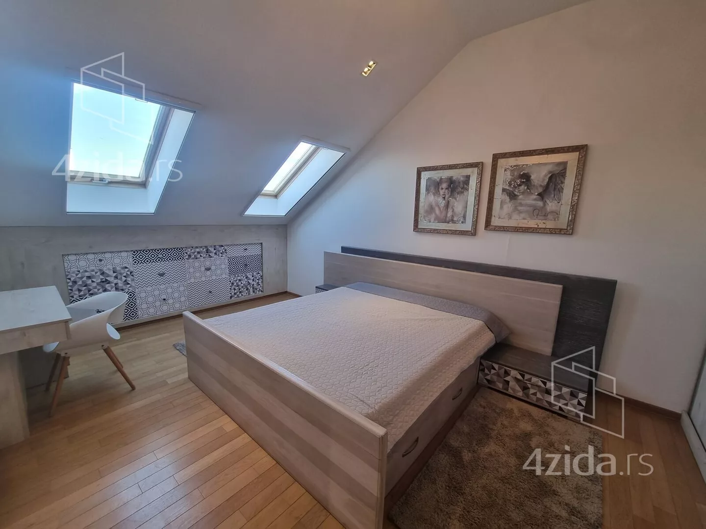 Petosoban stan | 4zida