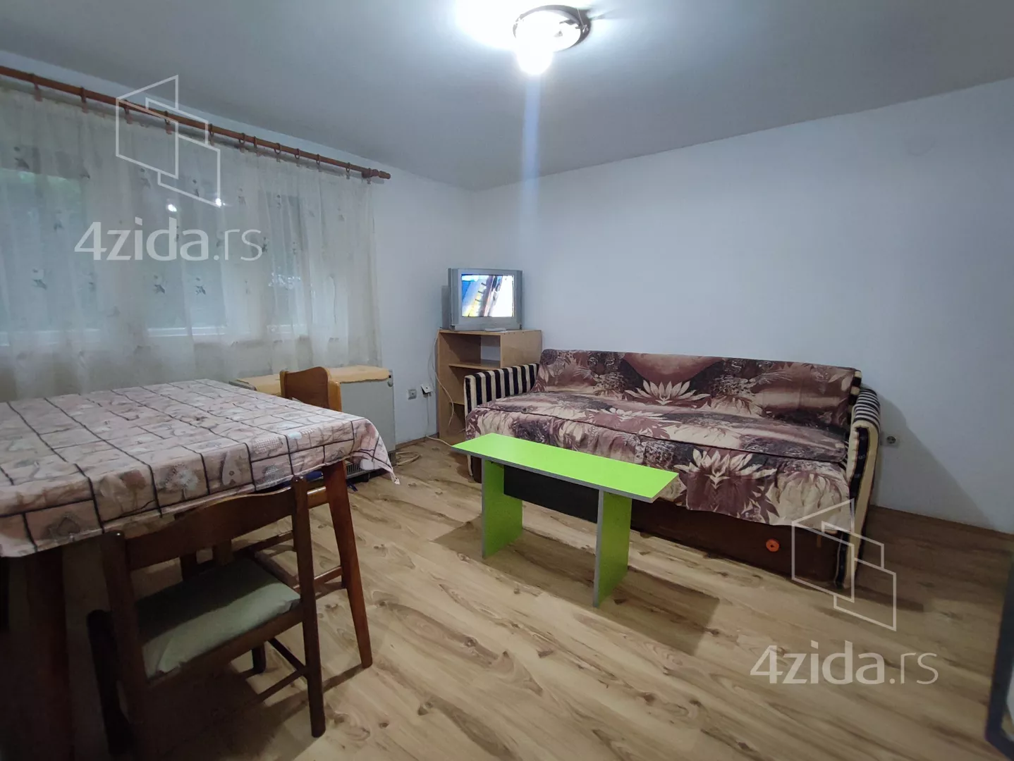 Garsonjera | 4zida