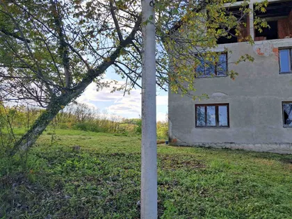 Potes Pljošta 80 | 4zida.rs