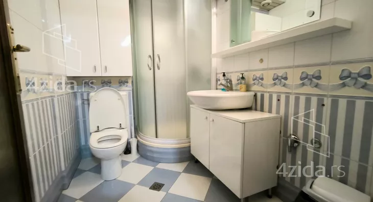 Osmosoban stan | 4zida