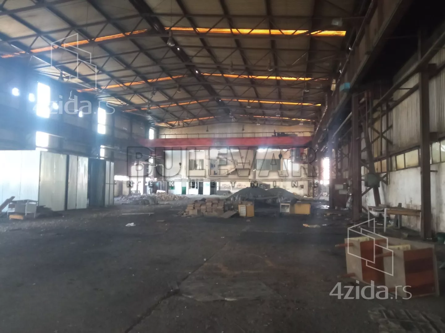 Lokal | 4zida