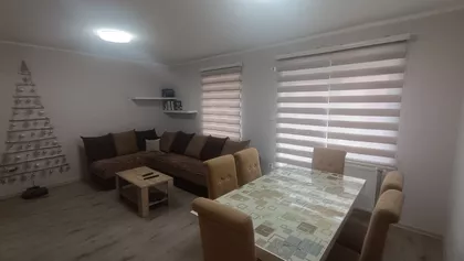 Trijangla | 4zida.rs