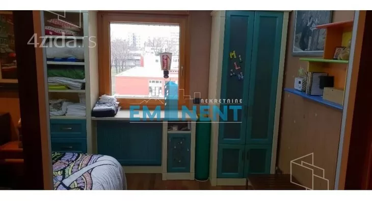 Petosoban stan | 4zida