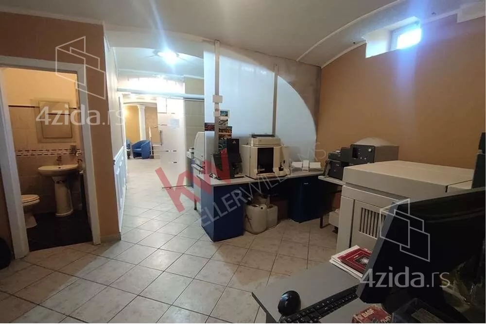 Poslovni prostor | 4zida