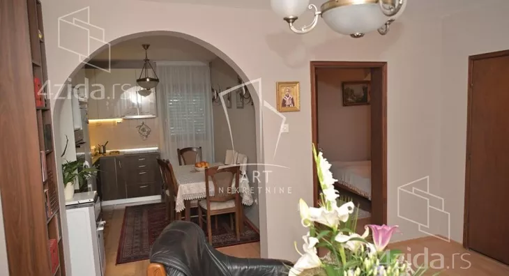 3-etažna kuća | 4zida