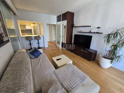 Omladinskih brigada | 4zida.rs