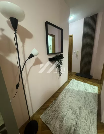 Hadži Ruvimova | 4zida.rs
