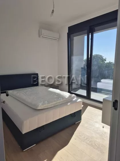 Pregrevica | 4zida.rs