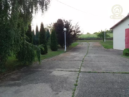 Mladenovac (mesto) | 4zida.rs