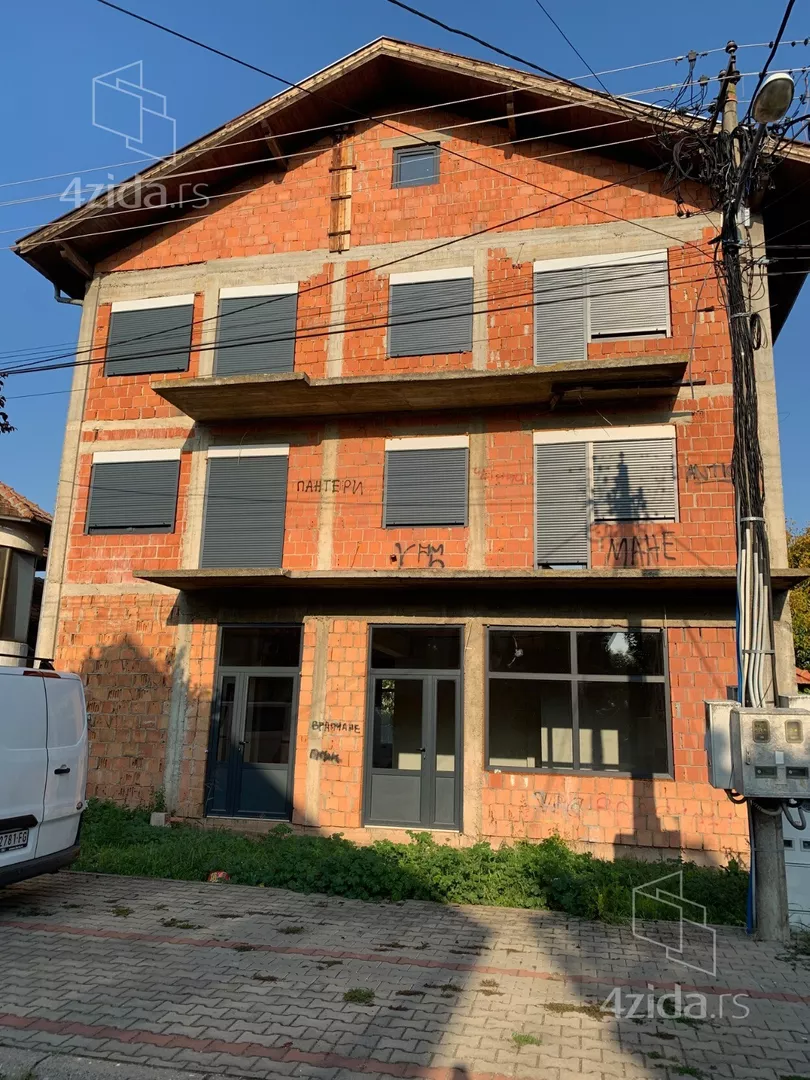 3-etažna kuća | 4zida