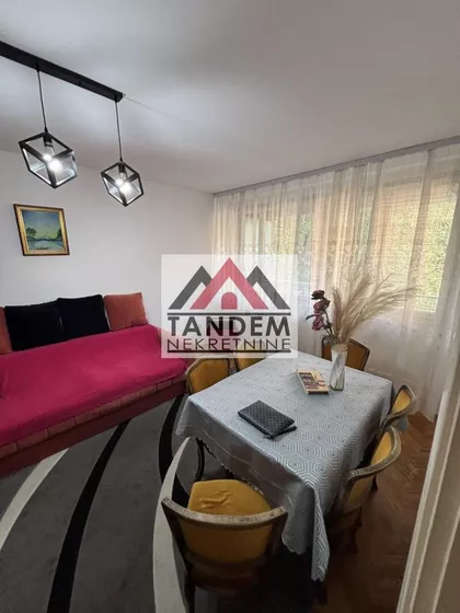 Medicinski Fakultet | 4zida.rs