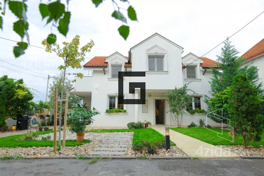 Kuća | 4zida