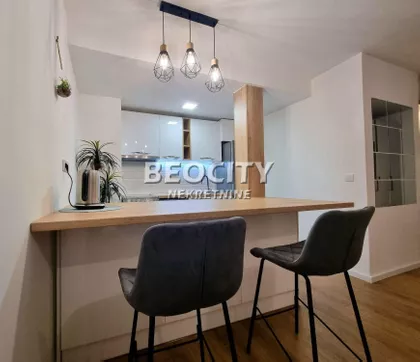 Miloša Pocerca | 4zida.rs