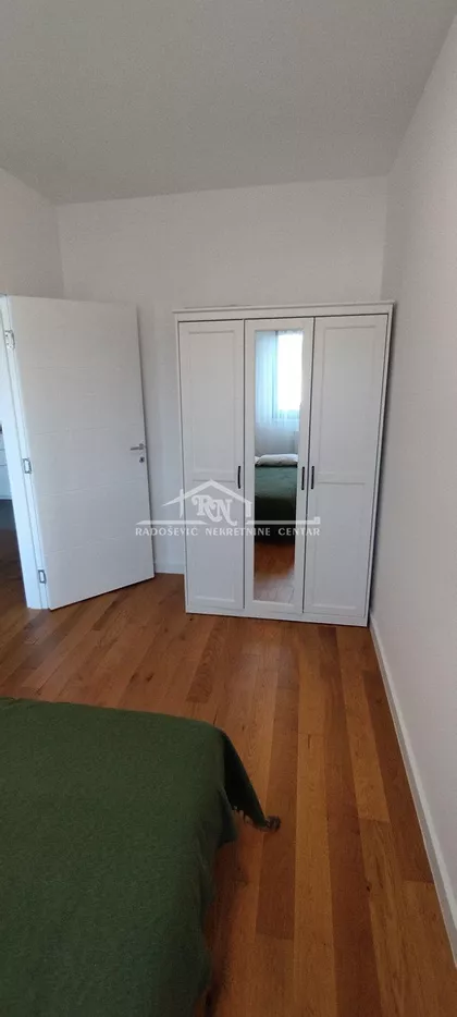 Ledinačka | 4zida.rs