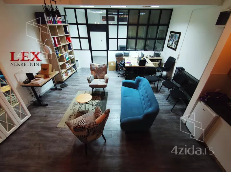 Lokal | 4zida