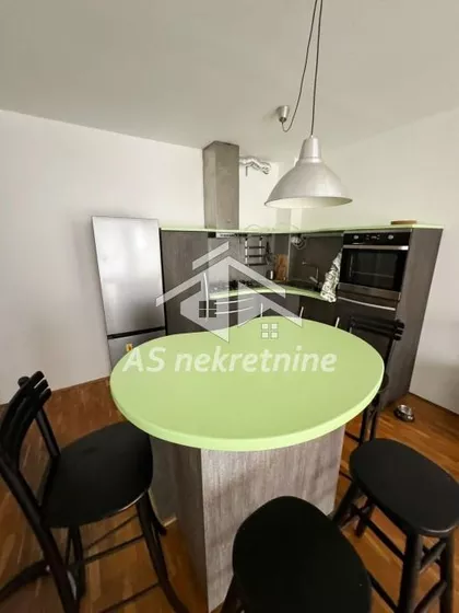 Južni Bulevar | 4zida.rs