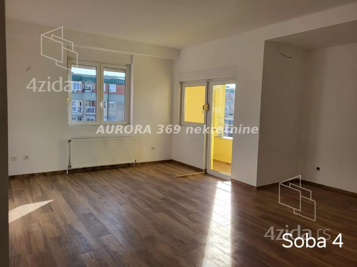 Četvorosoban stan | 4zida