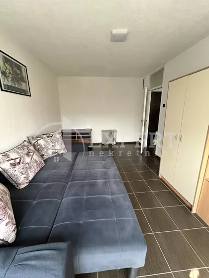 Triglavska | 4zida.rs