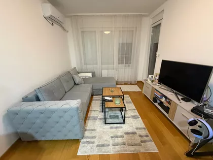 Stanislava Biničkog | 4zida.rs
