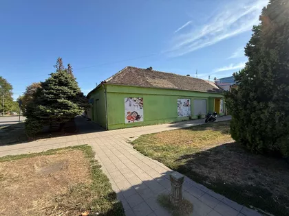 Maršala Tita 40 | 4zida.rs