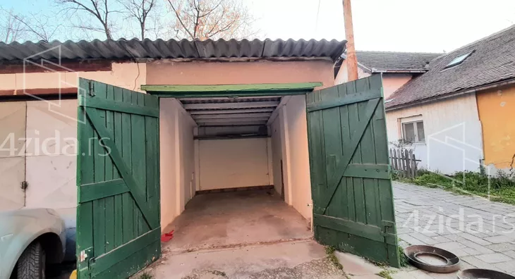 Garaža | 4zida