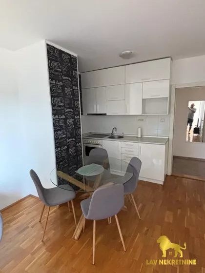 BULEVAR PATRIJARHA PAVLA | 4zida.rs