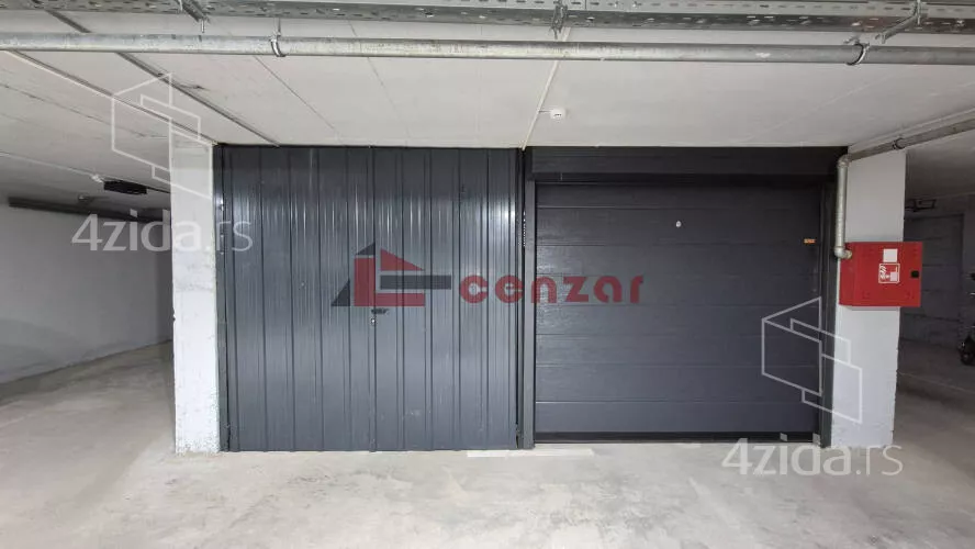 Garaža | 4zida