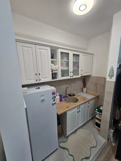 Stevana Ivanovića 1b | 4zida.rs