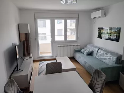 Braće Ribnikar | 4zida.rs