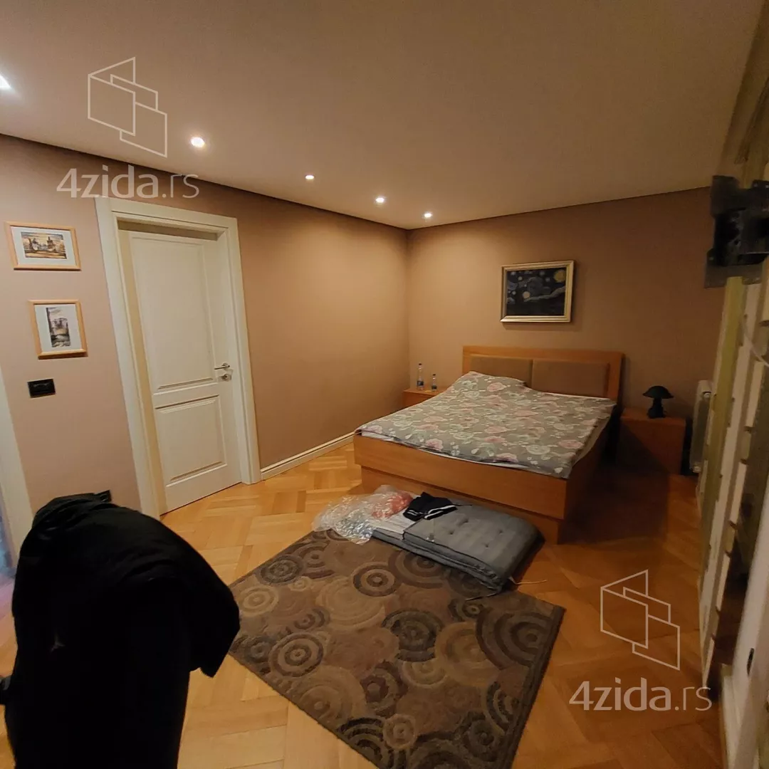 4-etažna kuća | 4zida