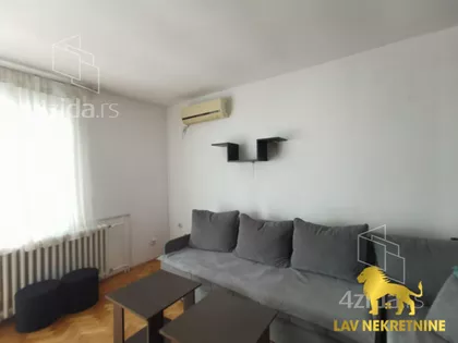 RADNIČKA | 4zida.rs