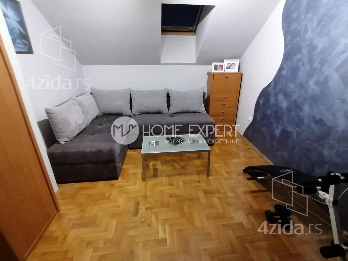 Troiposoban stan | 4zida