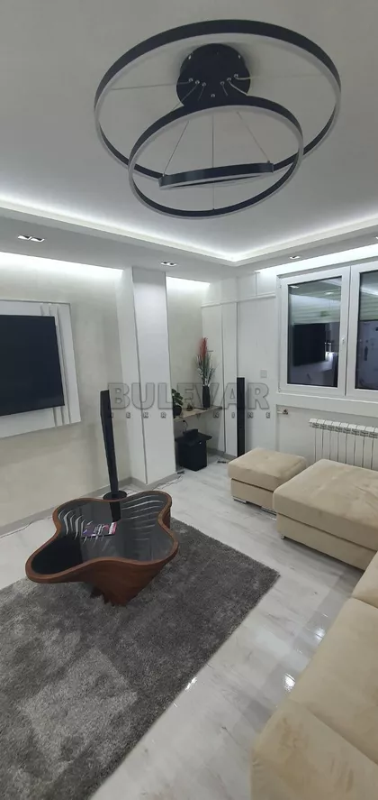 Strahinjića Bana | 4zida.rs
