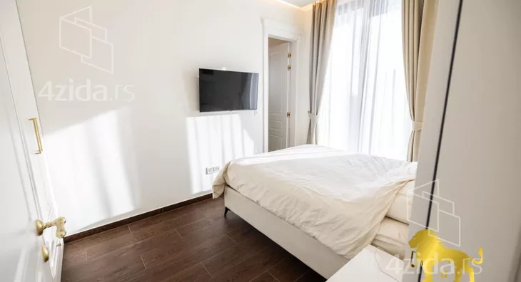 Petosoban stan | 4zida