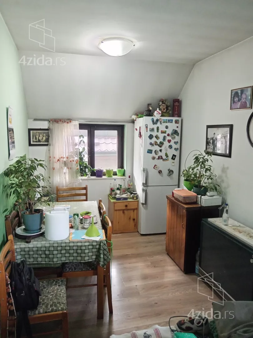 3-etažna kuća | 4zida