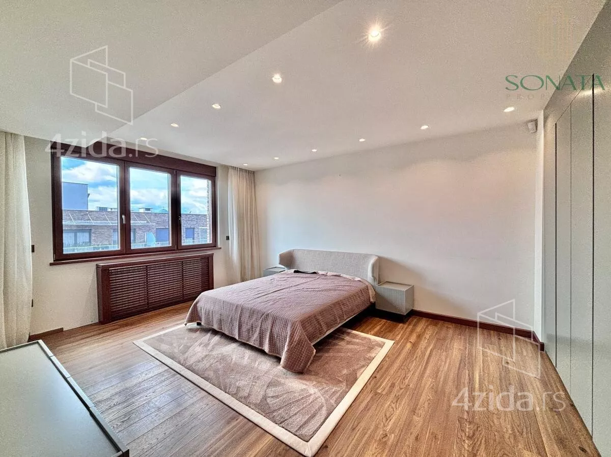 Petosoban stan | 4zida