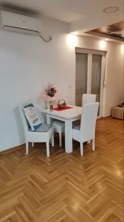 Niška 2 | 4zida.rs