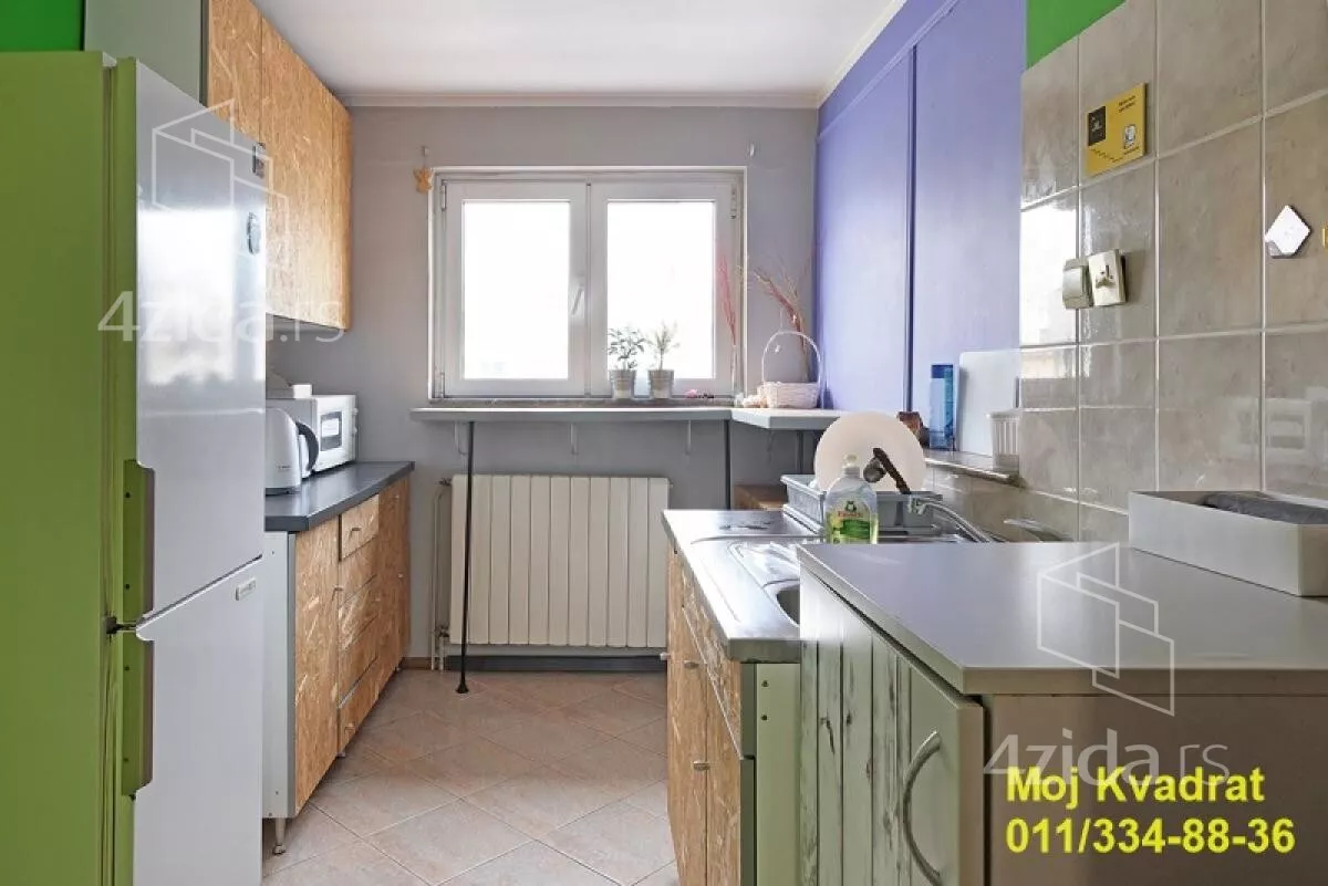 Šestosoban stan | 4zida