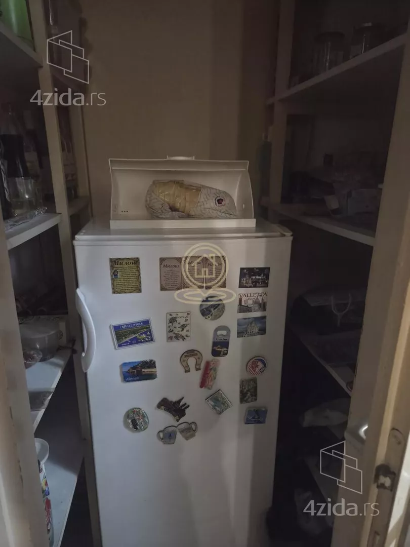 Troiposoban stan | 4zida