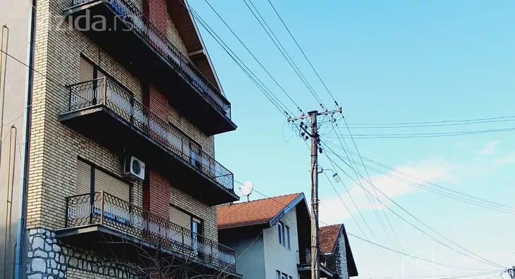 4-etažna kuća | 4zida