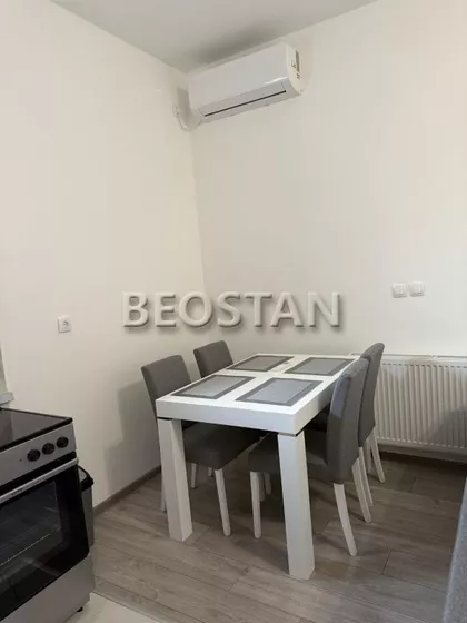 Ugrinovački put | 4zida.rs