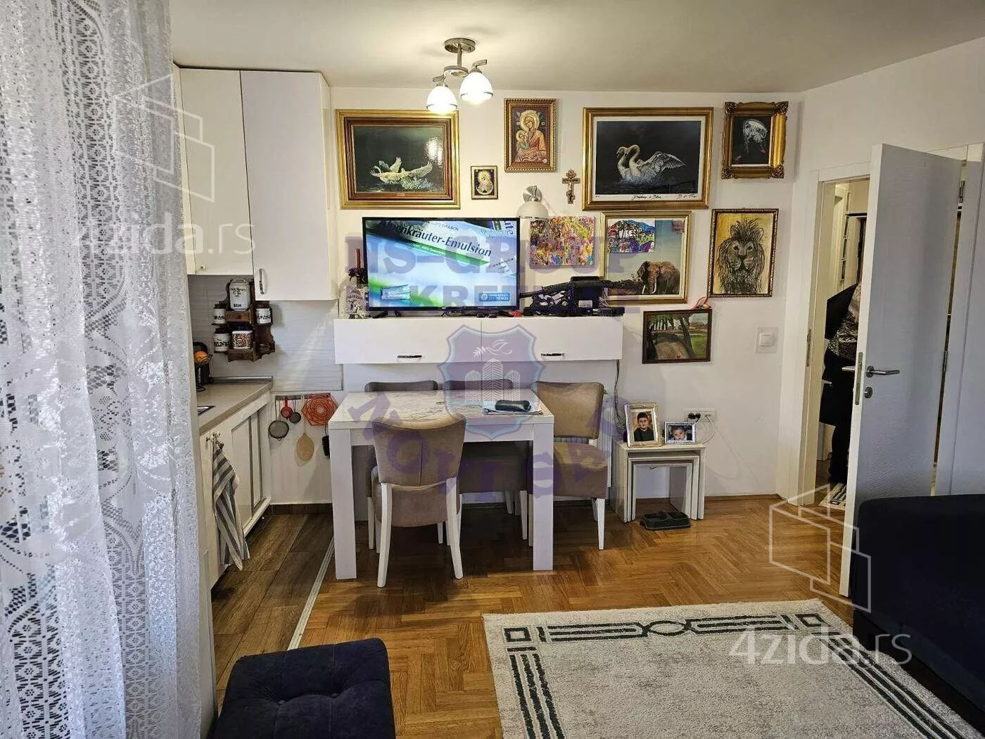 Dvoiposoban stan | 4zida