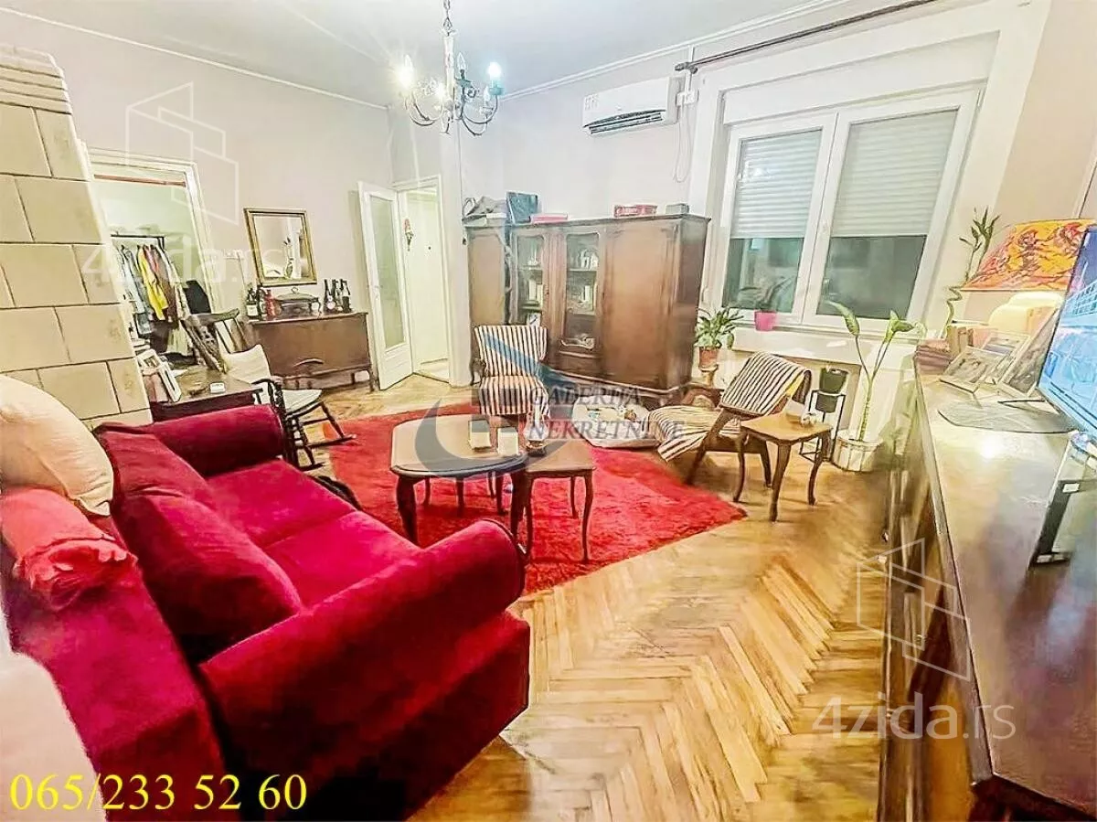 Troiposoban stan | 4zida